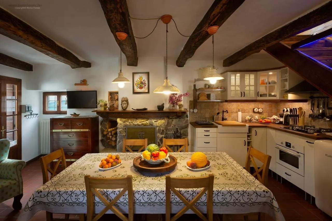 Apartment Pilissy Guest House Ossuccio